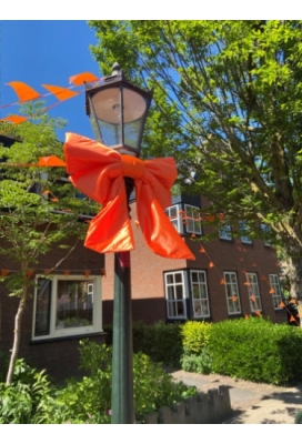 Deurstrik Dubbel Oranje Lucca 77x50+40cm & Zuignap lint 25cm