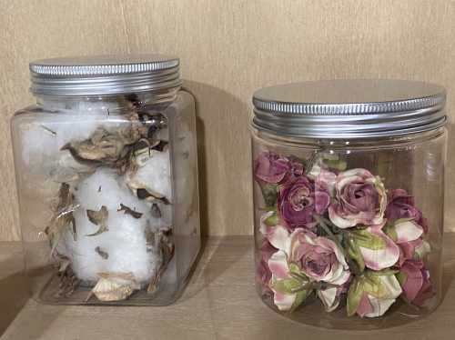 Plastic Potje Met Zilveren Schroefdeksel 4x7cm inhoud 60ml 6stuks