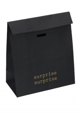Kadozakjes Kraft Zupo Zwart Surprise & Lintgleuf 14x7x15cm 12stuks Kadozakjes Kraft Zupo Zwart Surprise & Lintgleuf 14x7x15cm 12stuks