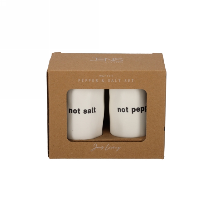 Jens Living Text Salt & Pepper Set 5x5x9cm 1stuks Jens Living Text Salt & Pepper Set 5x5x9cm 1stuks