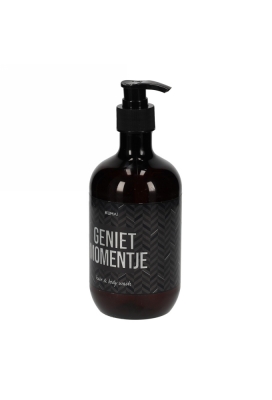 Kumai Hair & Body Wash Geniet Momentje 475ml 7.5x7.5x19.3cm 1stuks Kumai Hair & Body Wash Geniet Momentje 475ml 7.5x7.5x19.3cm 1stuks