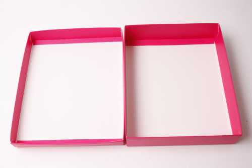 Geschenkdoos & Deksel Gaby Fuchsia Mat 12x12x5.5cm 100stuks