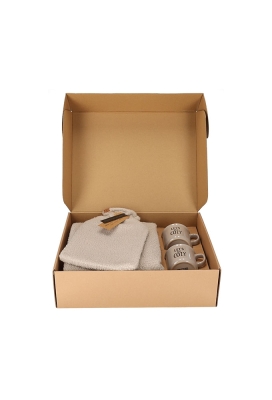 Jens Living Giftset Cozy Taupe set van 4stuks 43.3x34x12.2cm 1stuks Jens Living Giftset Cozy Taupe set van 4stuks 43.3x34x12.2cm 1stuks