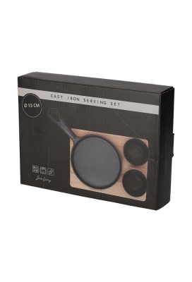 Jens Living Gietijzeren Serveerset Rond 21x14.5x4cm 1stuks Jens Living Gietijzeren Serveerset Rond 21x14.5x4cm 1stuks