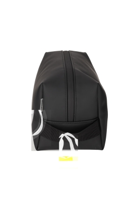 Norlander Dull Pu Toilettas 2.0 Zwart 31.5x13x18cm 1stuks Norlander Dull Pu Toilettas 2.0 Zwart 31.5x13x18cm 1stuks