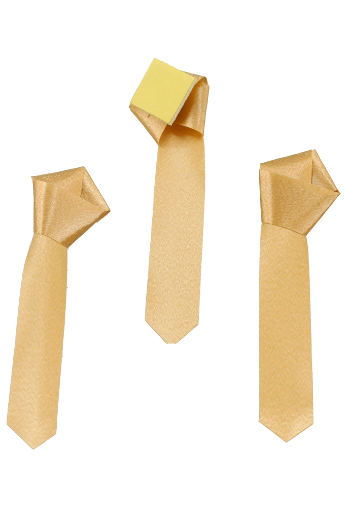 Decoplakker Stropdas Goud met plakker 6x1cm 50stuks Decoplakker Stropdas Goud met plakker 6x1cm 50stuks
