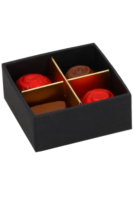 Bonbondoosjes Mat Zwart & Venster 4 Bonbons 6.5x6.5x2.8cm 10stuks Bonbondoosjes Mat Zwart & Venster 4 Bonbons 6.5x6.5x2.8cm 10stuks