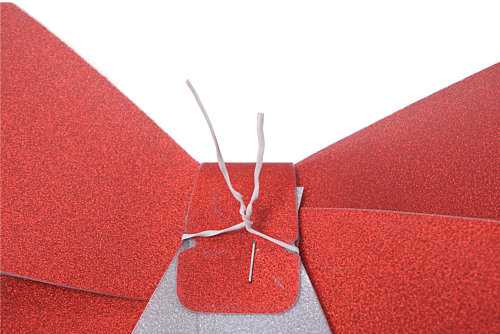 Dubbele Strik Glitter Rood Genua & IJzerdraad 2x 7cm. 30x43cm 1stuk Dubbele Strik Glitter Rood Genua & IJzerdraad 2x 7cm. 30x43cm 1stuk