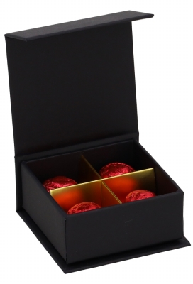 Magneet Bonbondoosjes Mat Zwart 4 Bonbons 6.9x6.9x3cm FSC® 10stuks Magneet Bonbondoosjes Mat Zwart 4 Bonbons 6.9x6.9x3cm FSC® 10stuks