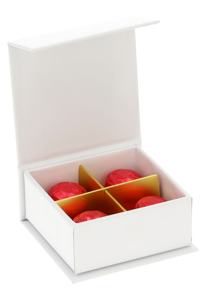 Magneet Bonbondoosjes Mat Wit 4 Bonbons 6.9x6.9x3cm FSC® 10stuks Magneet Bonbondoosjes Mat Wit 4 Bonbons 6.9x6.9x3cm FSC® 10stuks