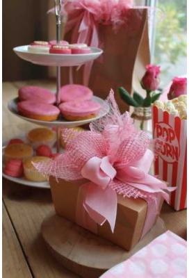 Fibre Linnen Paars 60 cm x 25 meter Cadeauverpakking OP IS OP