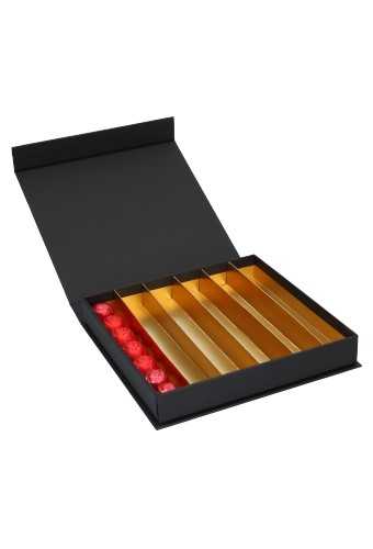 Magneet Bonbondoosjes Mat Zwart 36 Bonbons 20.7x20.7x3cm 7stuks