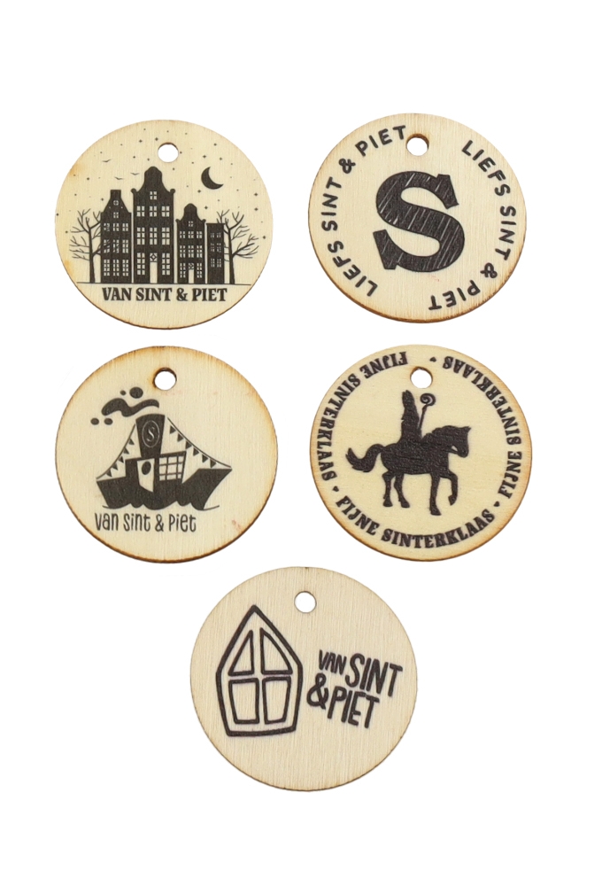 Houten Sintdecoratie Label Sinterklaas Assorti Ophang Gaatje 4cm 50st