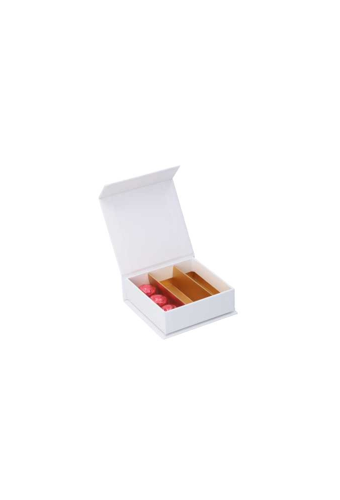Magneet Bonbondoosjes Mat Wit 9 Bonbons 9.6x9.6x3cm 9stuks