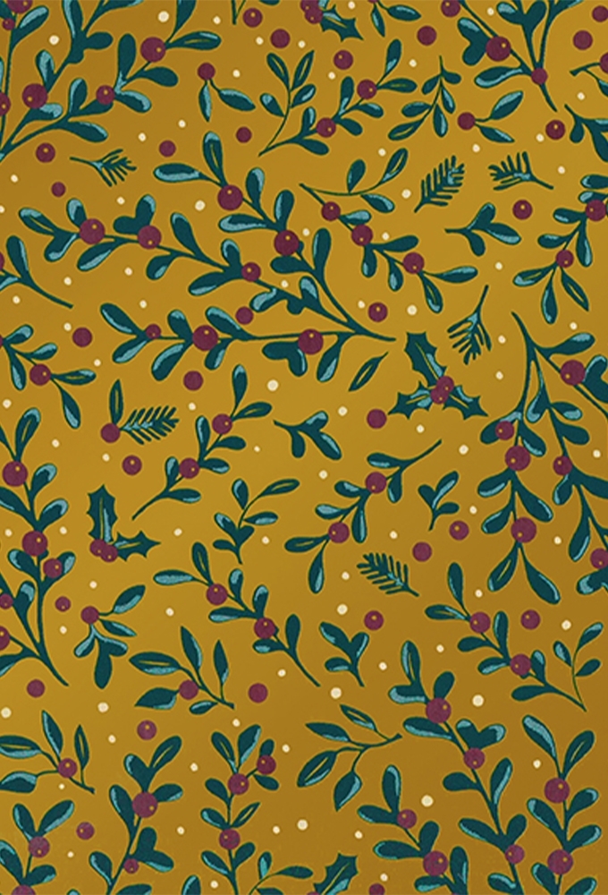 Kerstpapier Under The Mistletoe Gold & Green 70cm x 200meter