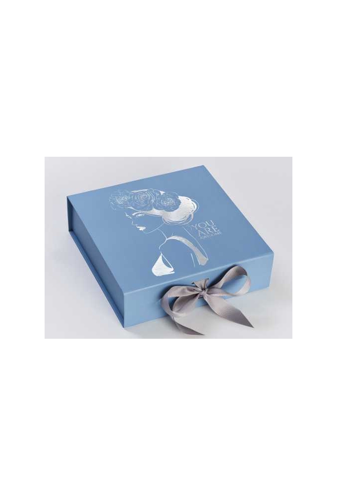 Luxueuze Magneetdozen Diamond & Satijn Blauw Mat 28.5x29x8.7cm 12stuks