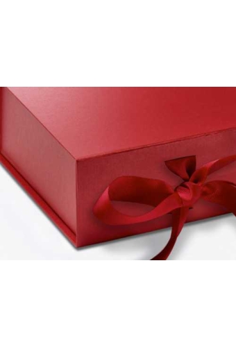 Luxueuze Magneetdozen Diamond & Satijn Rood 9.5x11x4.5cm 12st OP IS OP