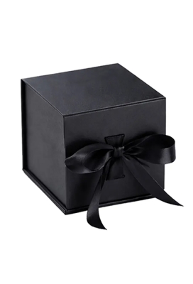 Luxueuze Magneetdozen Diamond & Satijn Zwart Mat 9x9x9.5cm 12stuks