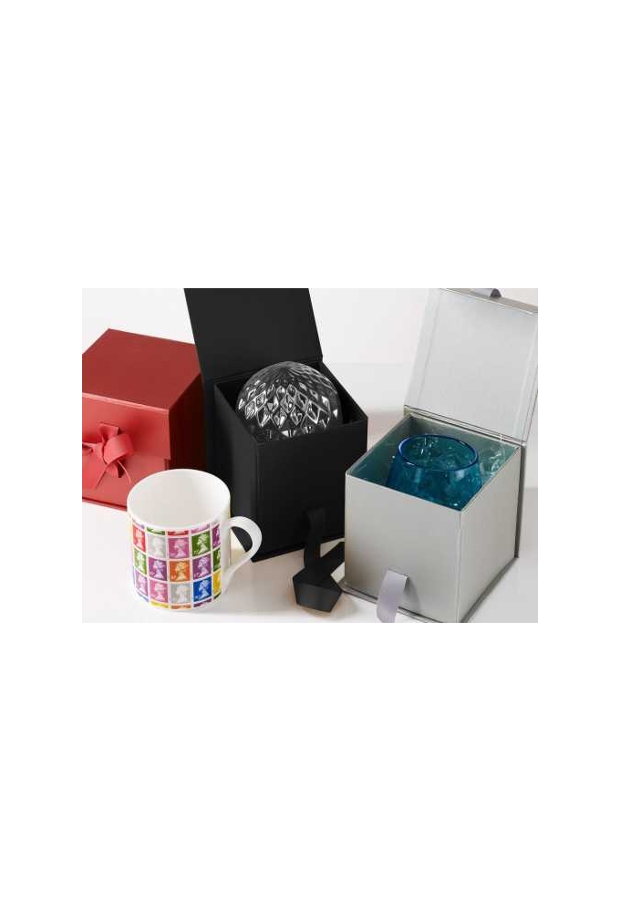 Luxueuze Magneetdozen Diamond & Satijn Zwart Mat 11.5x11.5x11.5cm 12st