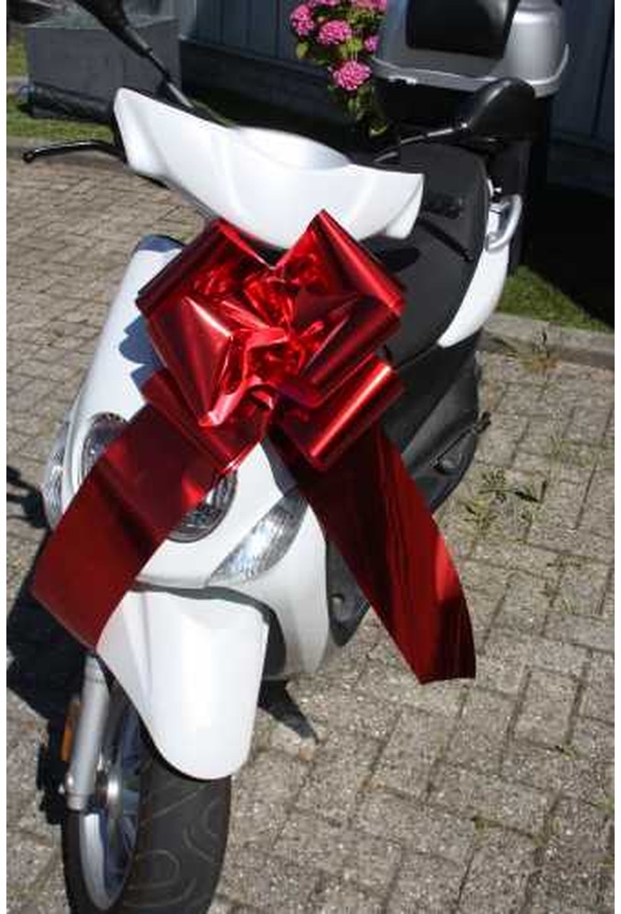 Grote Strik Scooter Milaan Metallic Rood d36x36+24cm