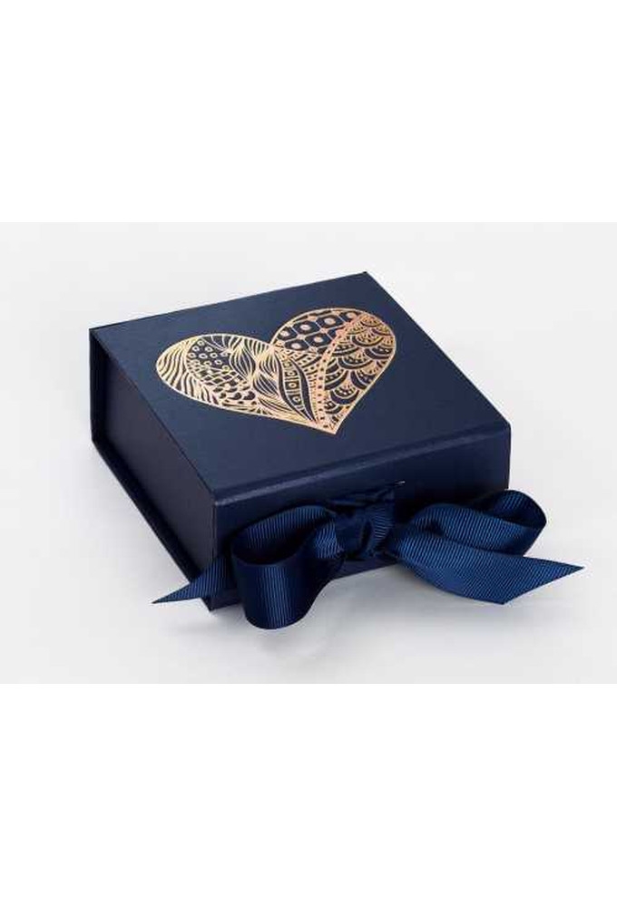 Luxueuze Magneetdozen Diamond & Satijn Navy 9.5x11x4.5cm 12st OP IS OP