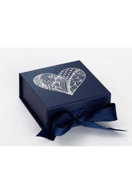 Luxueuze Magneetdozen Diamond & Satijn Navy 9.5x11x4.5cm 12st OP IS OP
