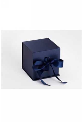 Luxueuze Magneetdozen Diamond & Satijn Navy 9x9x9.5cm 12stuks
