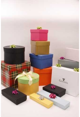 Offerte aanvraag luxe kant & klare kadodoos met deksel 1000gram