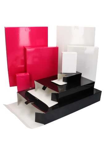 Geschenkdozen Met Sluitklepje Wit Glans 7.5x3.5x10.5cm 10stuks