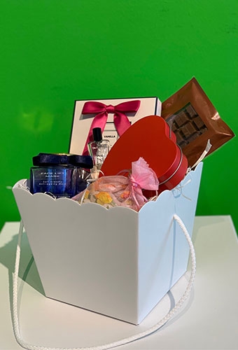 Geschenkdoos Korf Dudley Wit Met Koord 15x15x18cm 10stuks