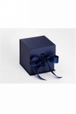 Luxueuze Magneetdozen Diamond & Satijn Navy 11.5x11.5x11.5cm 12stuks