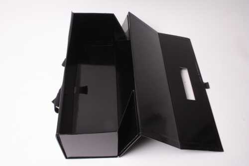 Luxe Magneetdozen Wijnfles 1200 gram Wit Mat 10x10x34cm 1 stuks