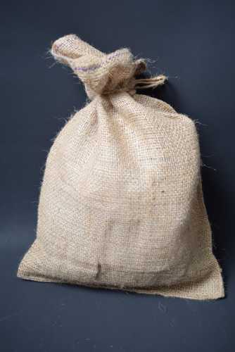 Jutezak Onbedrukt Groot Met Koord 30x40cm 25stuks Jutezak Onbedrukt Groot Met Koord 30x40cm 25stuks