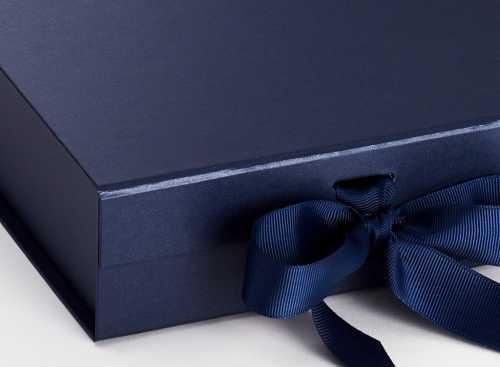 Luxueuze Magneetdozen Diamond & Satijn Navy 20.5x21.5x6cm 12stuks